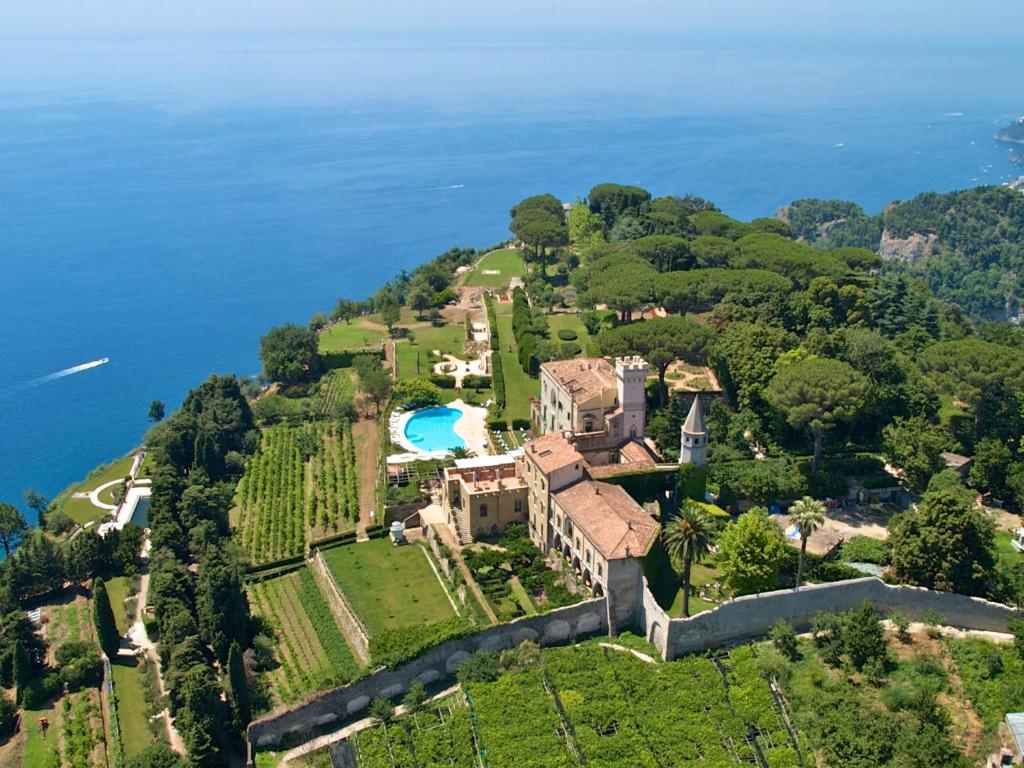 Villa Cimbrone wedding venue in Ravello, Amalfi Coast